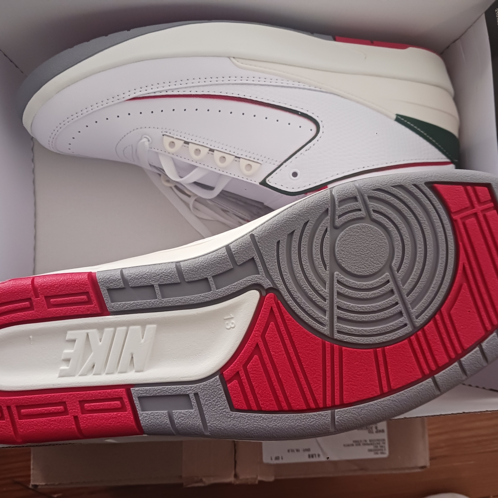 Air Jordan Retro 2 Sz 13.